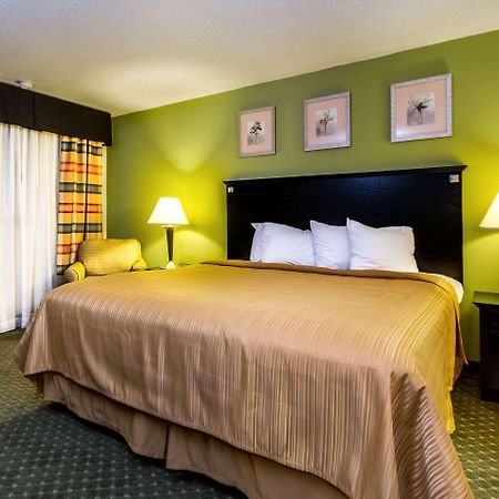 Quality Inn & Suites Moline - Quad Cities Zewnętrze zdjęcie