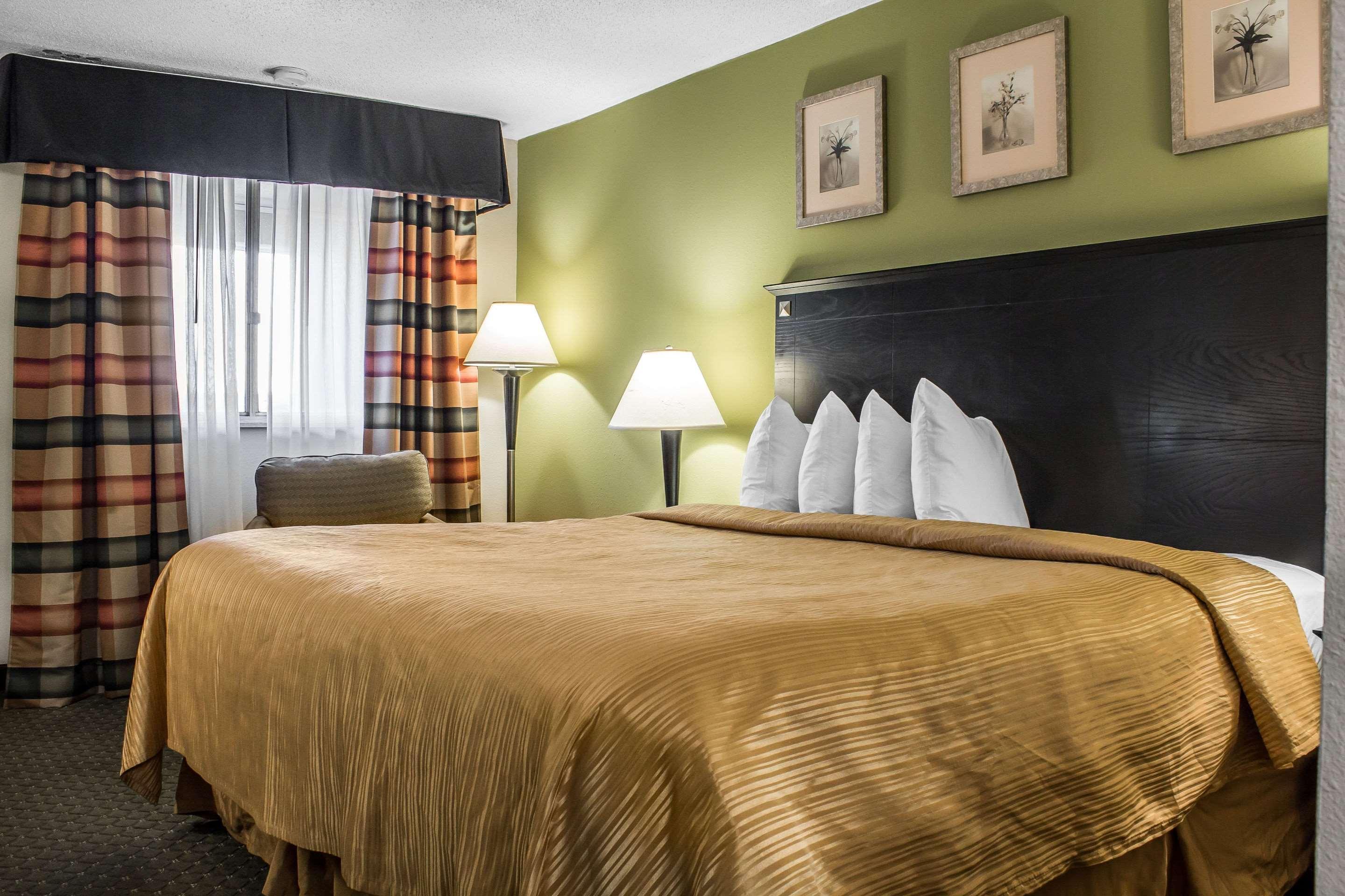 Quality Inn & Suites Moline - Quad Cities Zewnętrze zdjęcie